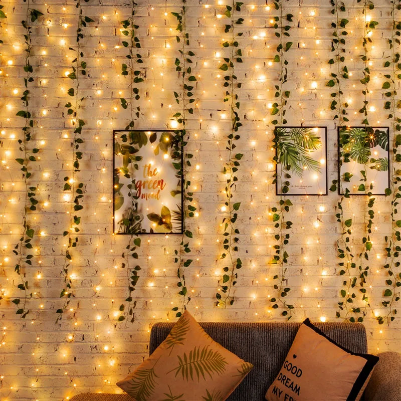 Dreamy Ivy LED Light